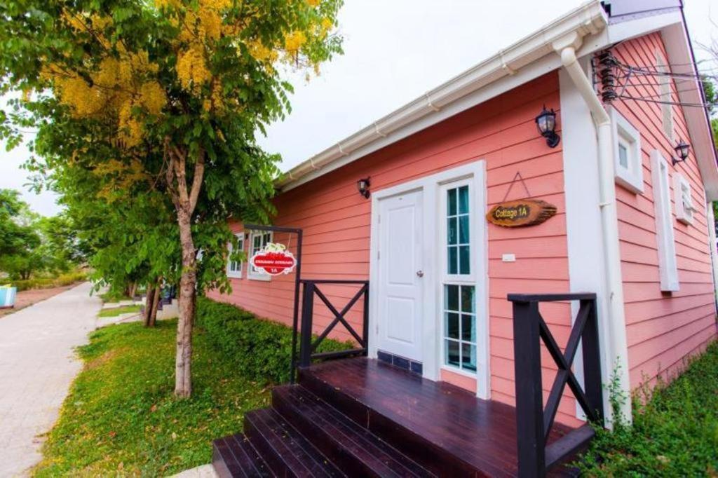 Varee Valley Resort And Restaurant コーンケーン エクステリア 写真