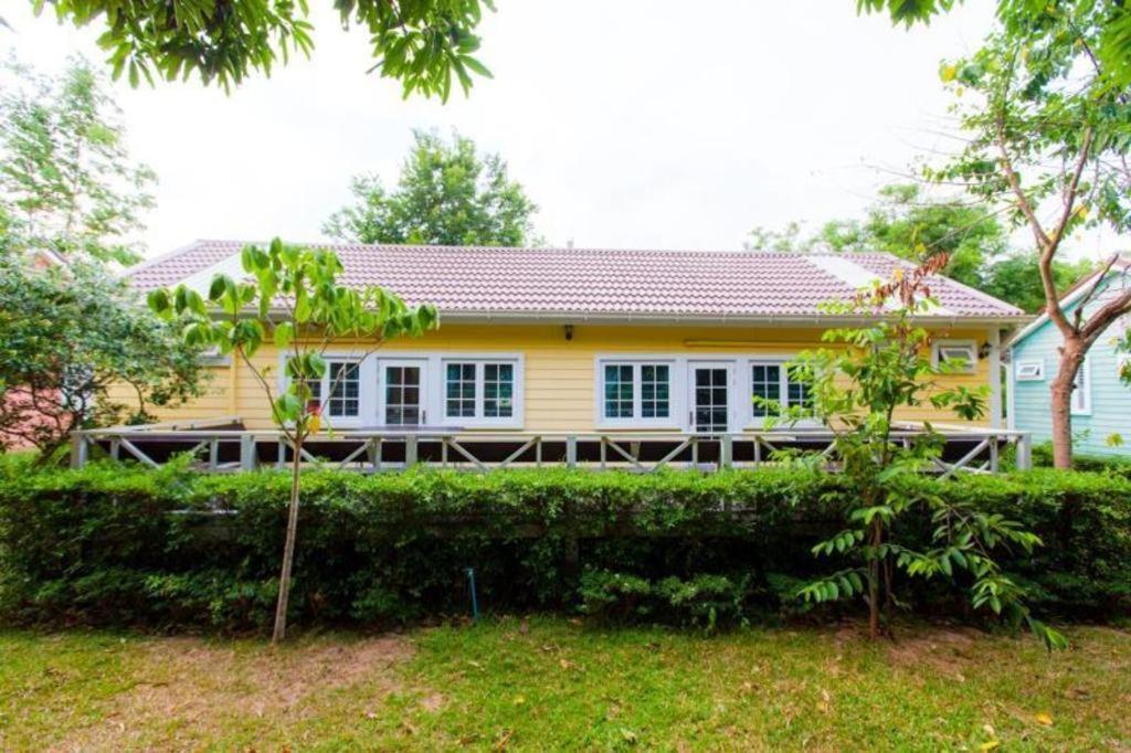 Varee Valley Resort And Restaurant コーンケーン エクステリア 写真